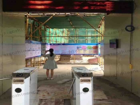 廣西建工集團(tuán)某工地三輥閘聯(lián)動工地實(shí)名系統(tǒng)現(xiàn)場案例